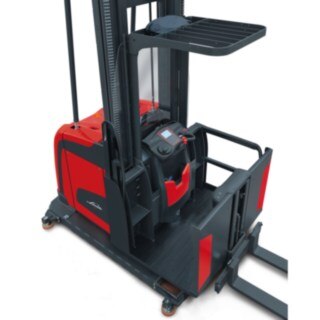 Stativet, motorn, chassit och hytten på Lindes höglyftande plocktruck V Modular finns i olika utföranden. order_picker-V-4045_4206