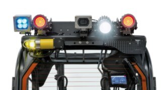 Olika säkerhetsljussystem och Linde Reverse Assist Camera på den explosionsskyddade elektriska gaffeltrucken E14 från Linde MH