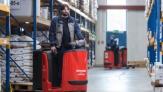 gusto_ag-order_picker-order_picking-cold_food_storage-3740 gusto_ag-order_picker-order_picking-cold_food_storage-3740