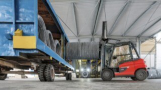 Den elektriska motviktstrucken X50 testades av WDI i Hamm i fyra veckor. Den elektriska motviktstrucken X50 testades av WDI Hamm i fyra veckor.