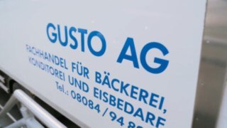 GUSTO_AG_Stapler-Kommissionierung_mit_Lithium-Ionen-Batterien GUSTO_AG_Stapler-Kommissionierung_mit_Lithium-Ionen-Batterien