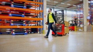 Ledstaplare L10-L16 B från Linde Material Handling Video på ledstaplarna L10-L16 från Linde Material Handling