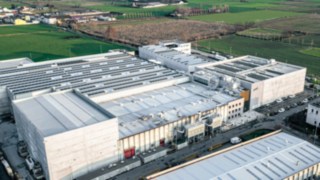 Madi Venturas fabrik i närheten av Milano (Italien) Madi Venturas fabrik i närheten av Milano (Italien)