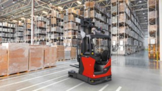 Den automatiserade skjutstativtrucken R-Matic är en av modellerna som kommer att levereras till Aditro Logistics. Den automatiserade skjutstativtrucken R-Matic är en av modellerna som kommer att levereras till Aditro Logistics.