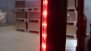 Lindetruck med säkerhetsbelysning Lindetruck med säkerhetsbelysning