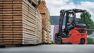 Motviktstrucken Xi16 från Linde Material Handling. Motviktstrucken Xi16 från Linde Material Handling.
